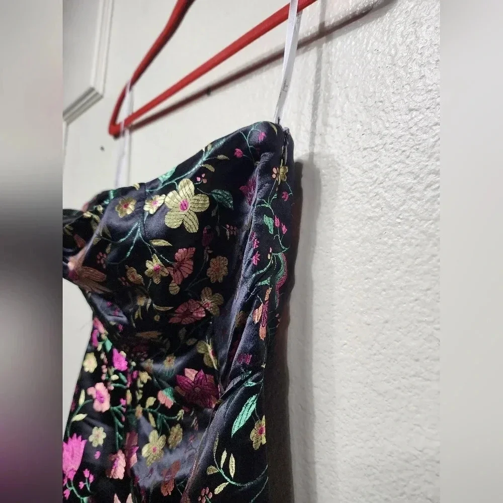 Lulu's Make a Move Black Satin Floral Jacquard Strapless Midi Dress Party - Picture 9 of 10